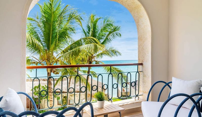 SANCTUARY CAP CANA - LUXURY JUNIOR SUITE BALCONY